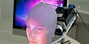 Mask-Bot : un robot à visage humain